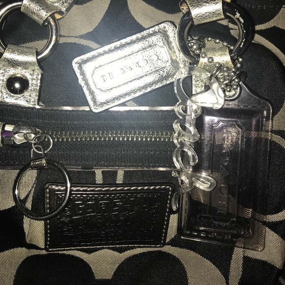 Authentic coach poppy bag! Black/silver! EUC! - Picture 5 of 16